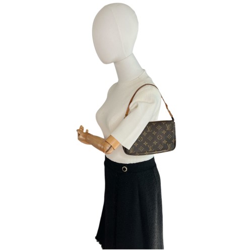 Louis Vuitton Pochette Accessoires Monogram Canvas