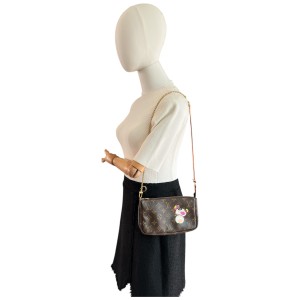 Louis Vuitton Shoulder Chain Short