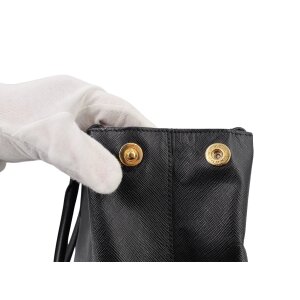 Prada Galleria Carrier bags Prada 39 Prada Galleria Carrier bags Prada 39