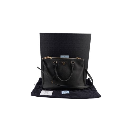 Prada Galleria Carrier bags Prada 7 Prada Galleria Carrier bags Prada 7