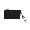 Prada Re-Nylon Clutch Handtaschen Prada 10 Prada Re-Nylon Clutch Handtaschen Prada 10