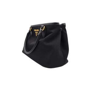 Prada Nylon Tasche mit Schulterriemen Handtaschen Prada 26