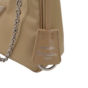 Prada Re-Edition 2005 Beige