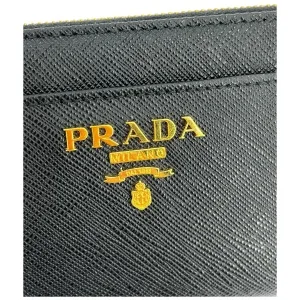 Prada Schlüsseletui Saffiano Schwarz