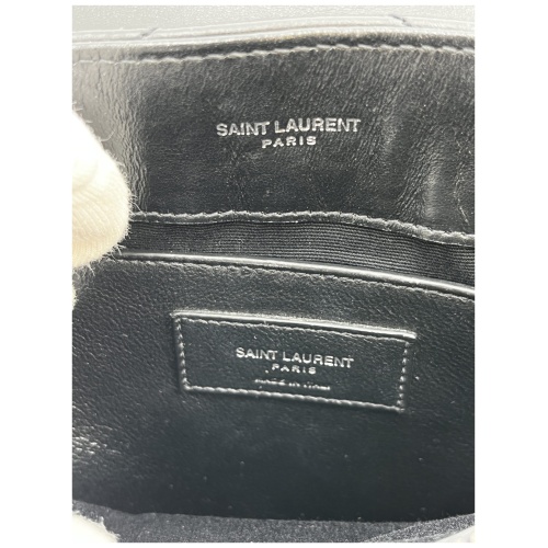 Saint Laurent Loulou Small Schwarz